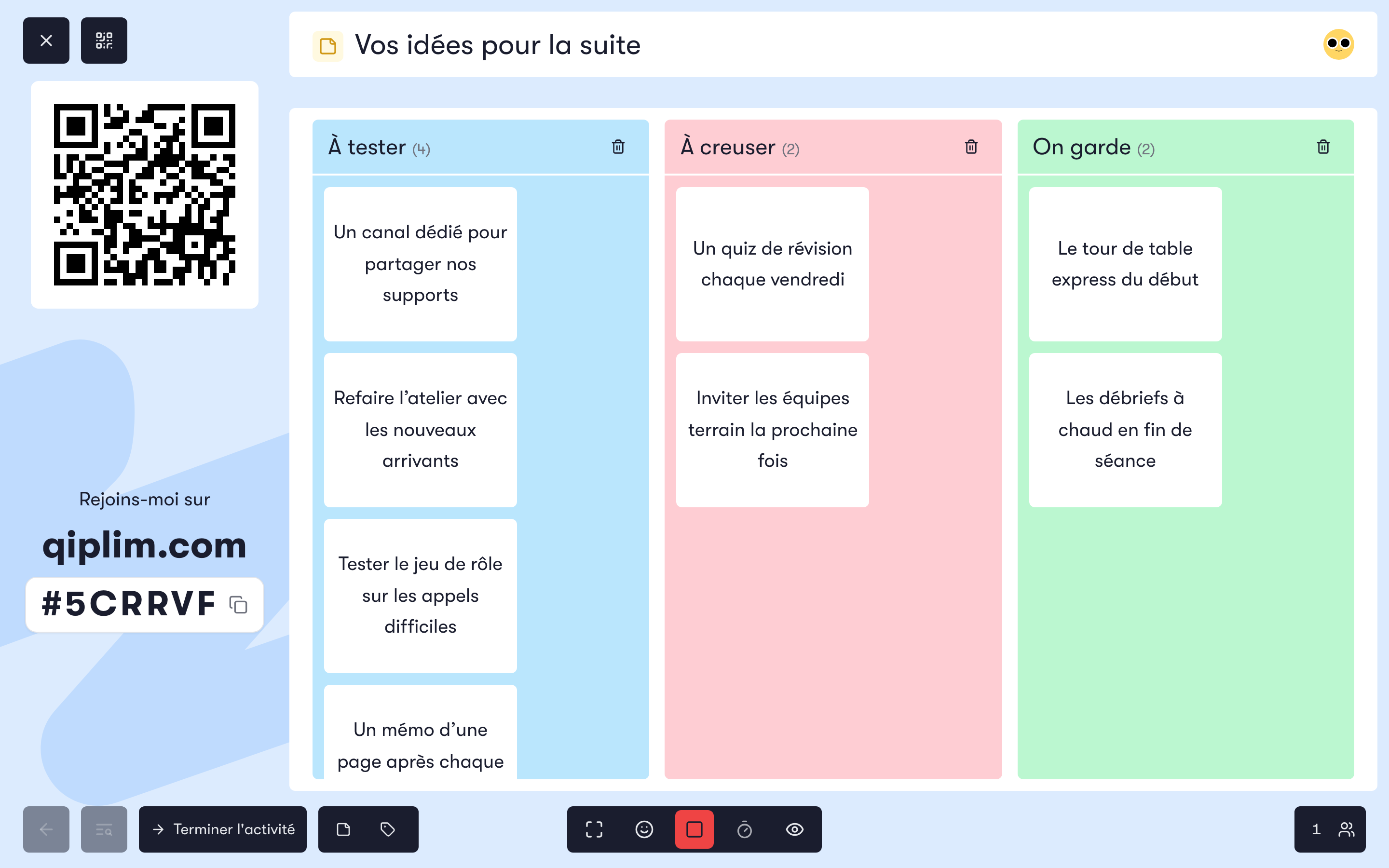 Le mur de post-its côté présentateur, organisé en catégories